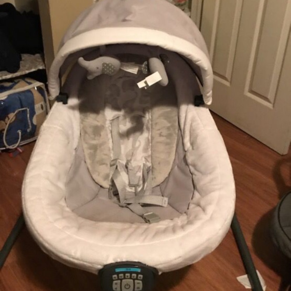 Baby swing